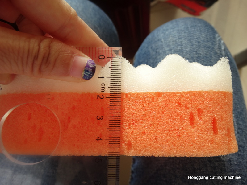 28-cleaning sponge cutting sample