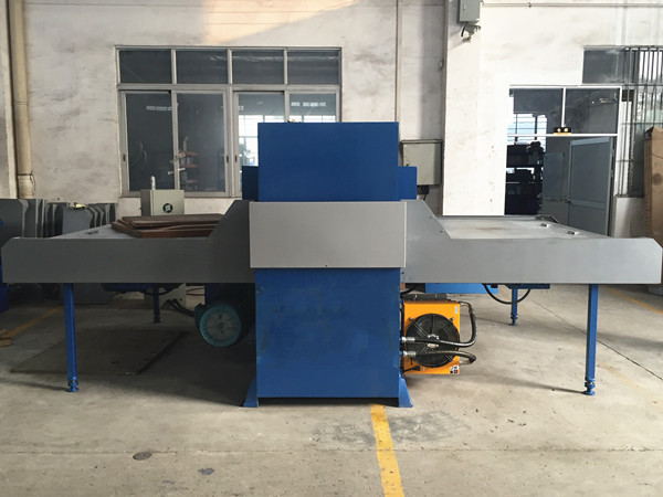 200tons automatic die clicker press