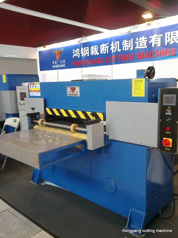 clear box die cutting machine