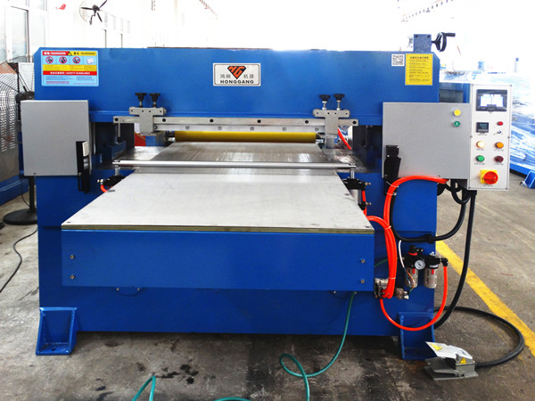 Precision hydraulic heating creasing cutting machine