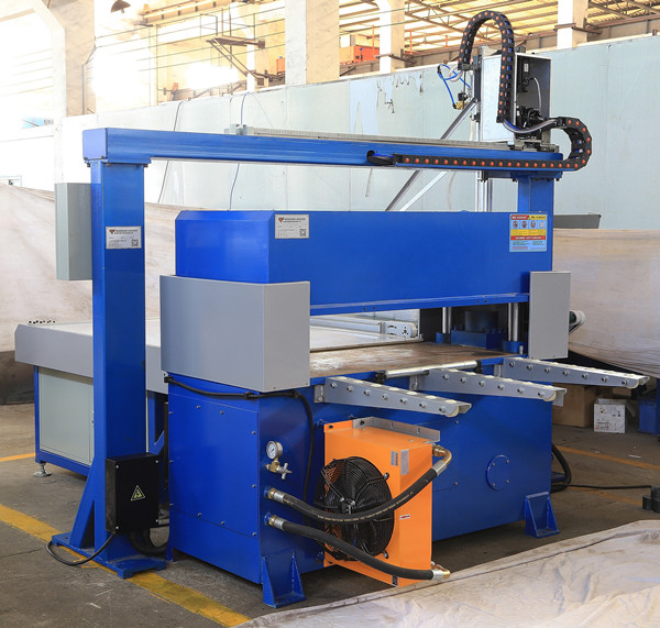 hydraulic die cutting press