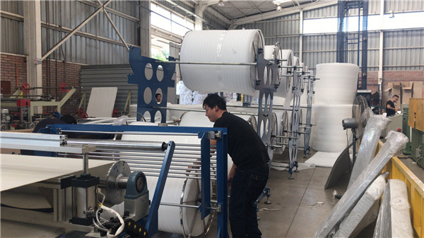 Honggang cutting machine in Chile, our staff service all over the world