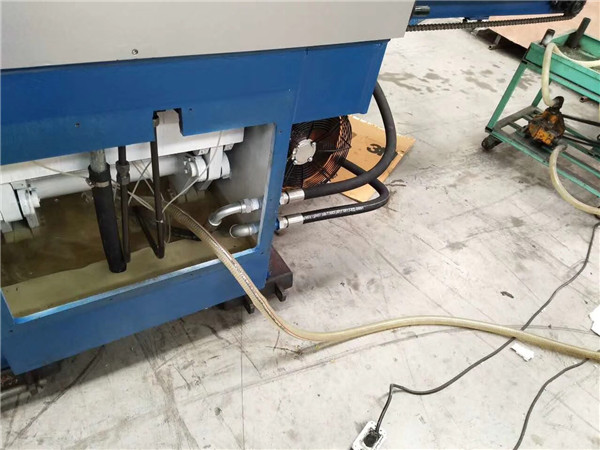 hydraulic cutting machine