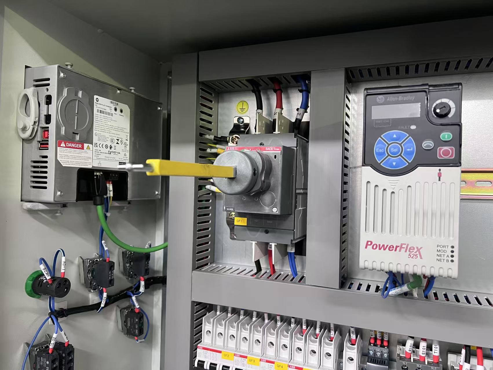 Advanced Hydraulic & Servo Cutting Solutions in the USA