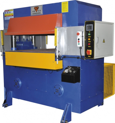 Enlarge cutting area die cutting machine