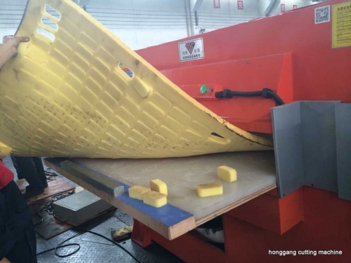 Hg-B100T 1300x1100mm full sheet sponge cutting machine