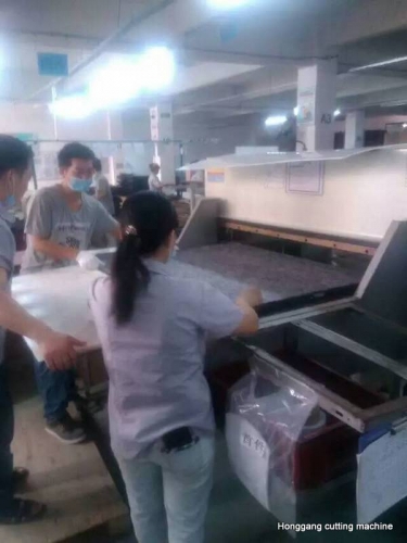 Die Cutting Machine for car interiors