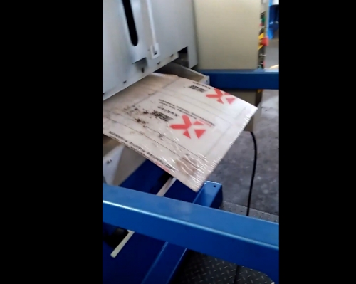 3D plywood toys cutting by 120 tons embossing press