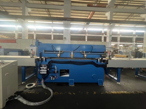 2 meters Length Small width Auto feeding Die cutting machine