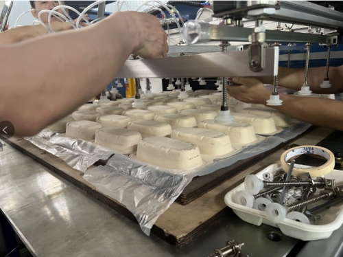  Paper Pulp Tableware Trimming Machine With auto Pickup