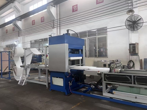 Automatic Two-Layer Insulation Foam Cutting & Sealing Machine