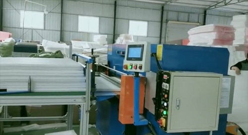 Automatic sheet stacking cutting machine